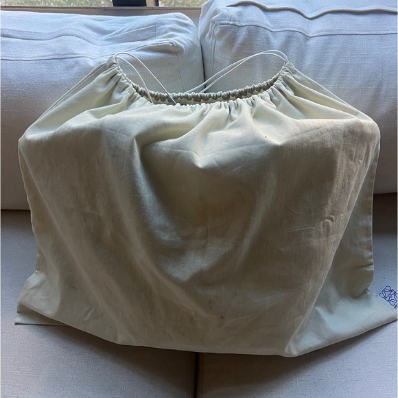 Large Loewe Basket tote. - Picture 2 of 7